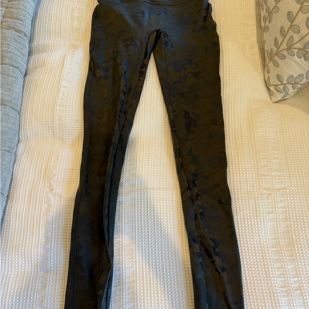 SPANX Shimmery Camouflage Leggings, XS